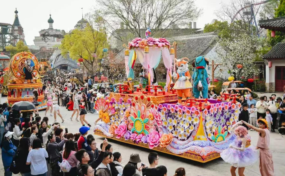 32.9萬人次！半島春日“松弛感”拉滿！